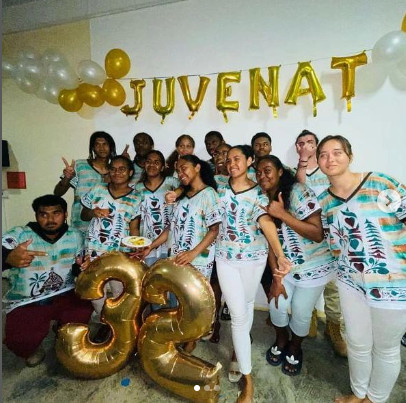 Le bal des terminales (génération 32) Le bal des terminales (génération 32)