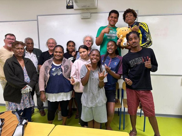 Les "au-revoir" des trois répétiteurs avec les secondes Les "au-revoir" des trois répétiteurs avec les secondes