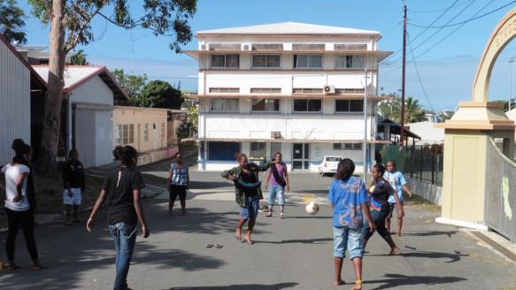 Le lycée Lapérouse enfin. Avec son internat...